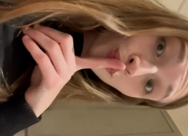 Daughter shows messy creampie!
